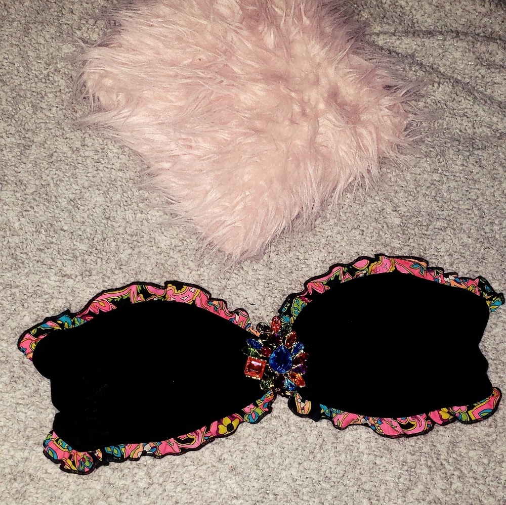 EUC VS strapless bandeau bikini top. size LG